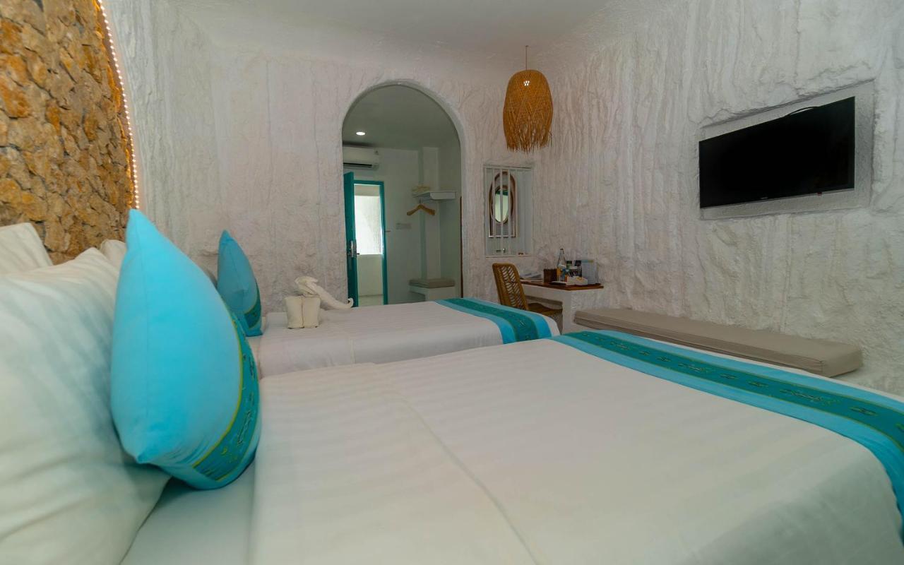 Loccal Collection Hotel Komodo Лабуан-Баджо Екстер'єр фото